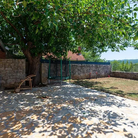 Holiday home 3 Bedroom Cozy In *