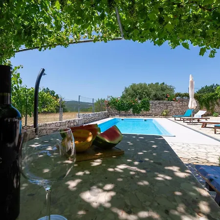 I Hébergement de vacances