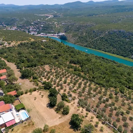 I Hébergement de vacances